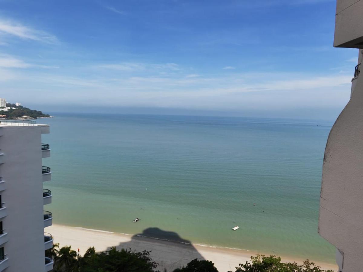 Rainbow Paradise At Tanjung Bungah Tanjung Bungah  Dış mekan fotoğraf