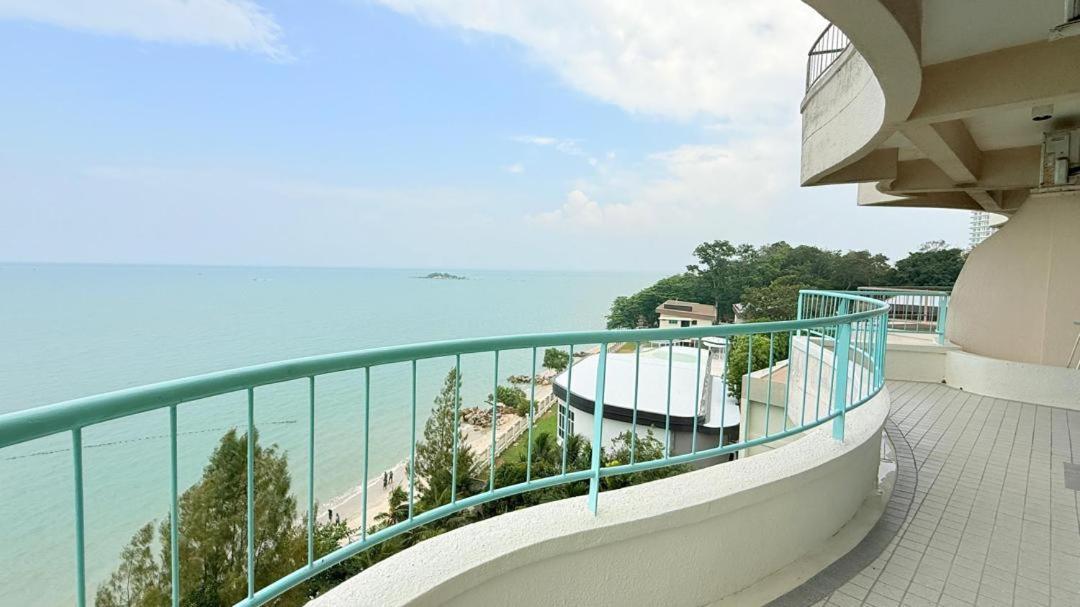 Rainbow Paradise At Tanjung Bungah Tanjung Bungah  Dış mekan fotoğraf